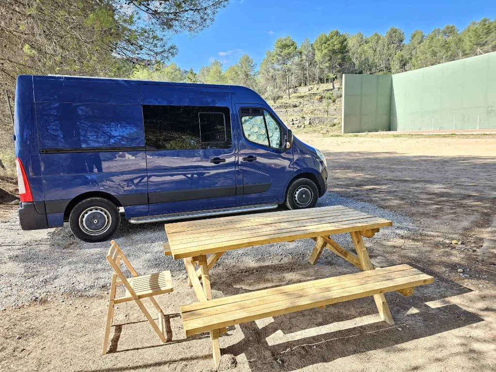 Area de autocaravans Cirat