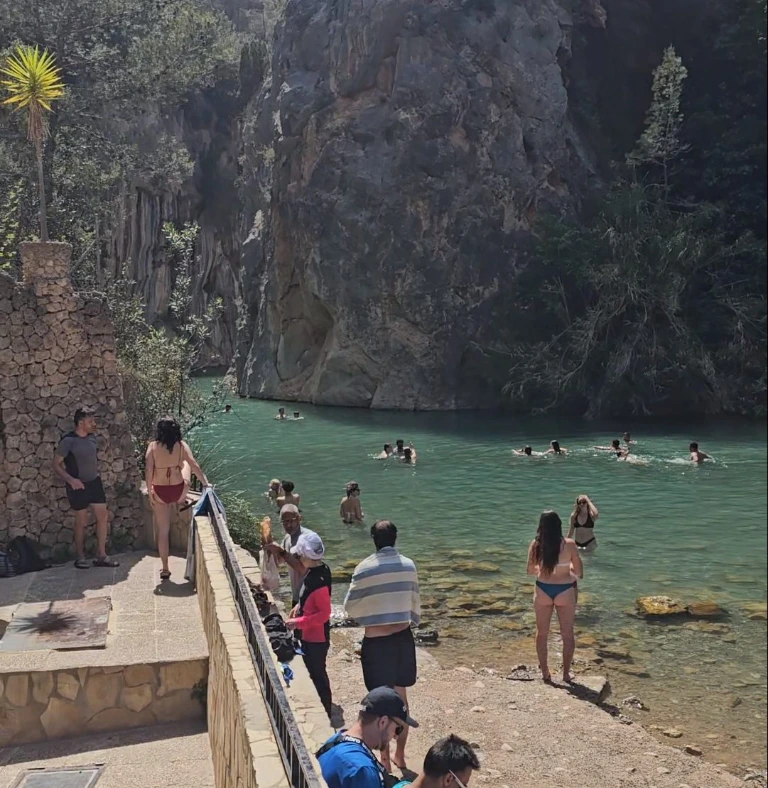 Fuente de los Banos zwemmen